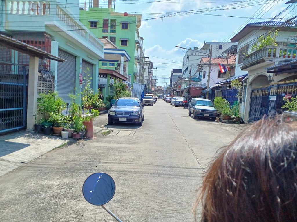 Rangsit(ランシット)の町並み