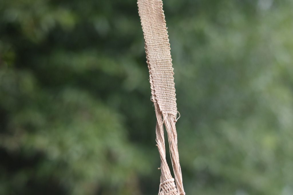 葛のショルダーバッグ。ナチュラルカラー